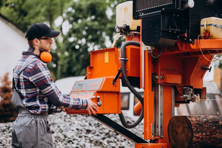 Understanding Hydraulic Breakers and Their Role in Construction Equipment