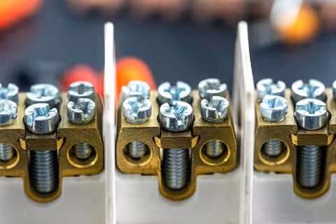 Industrial Fastener Manufacturing: A Guide to Types, Materials, and Production