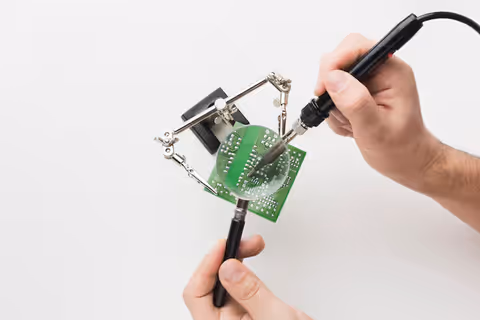 Nanoprober for Semiconductor Device Characterization: Guide and Overview