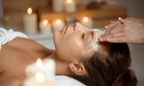 Holistic Beauty Treatment Explained: Discover Beauty Facts, Natural Care Information, and Wellness Advice