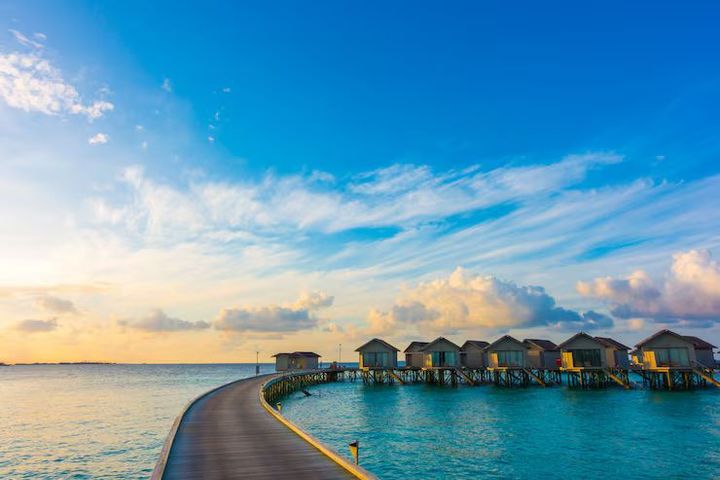 Discover the Maldives: Holiday Overview with Key Facts and Travel Ideas