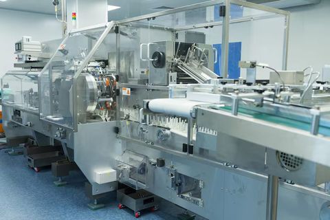Labeling Machines Overview for Product Identification and Packaging