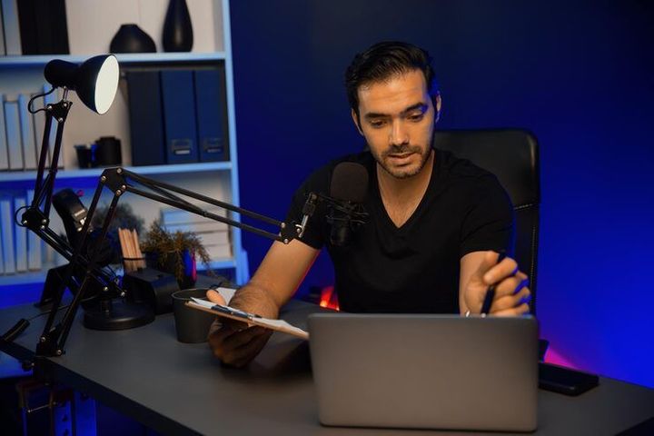 Discover Portable Streaming Studio Build for Creators: Tips, Technical Details, and Performance Insights