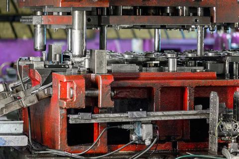 Hydraulic Power Press Basics for Pressure Systems and Machine Structure