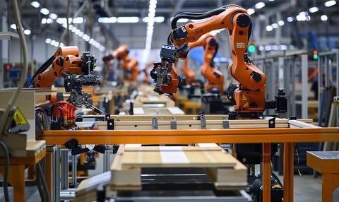 Industrial Robotics Manufacturing: Insights Into Equipment, Design, and Production
