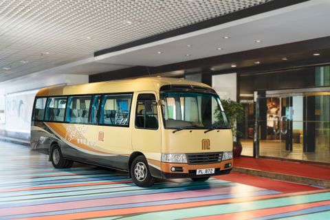 Insights on Hotel Shuttle Services: Explore Information, Guidance, and Helpful Tips